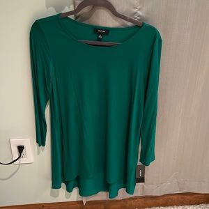 BNWT Alfani Top